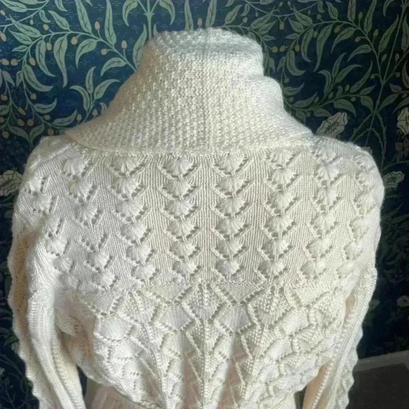 Elie Tahari Cream Merino Wool Knit Wrap Cardigan - Picture 7 of 13